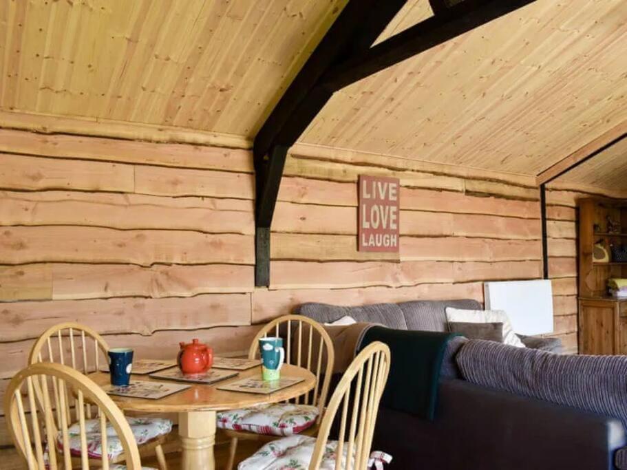 Brook Lodge Liskeard Bagian luar foto